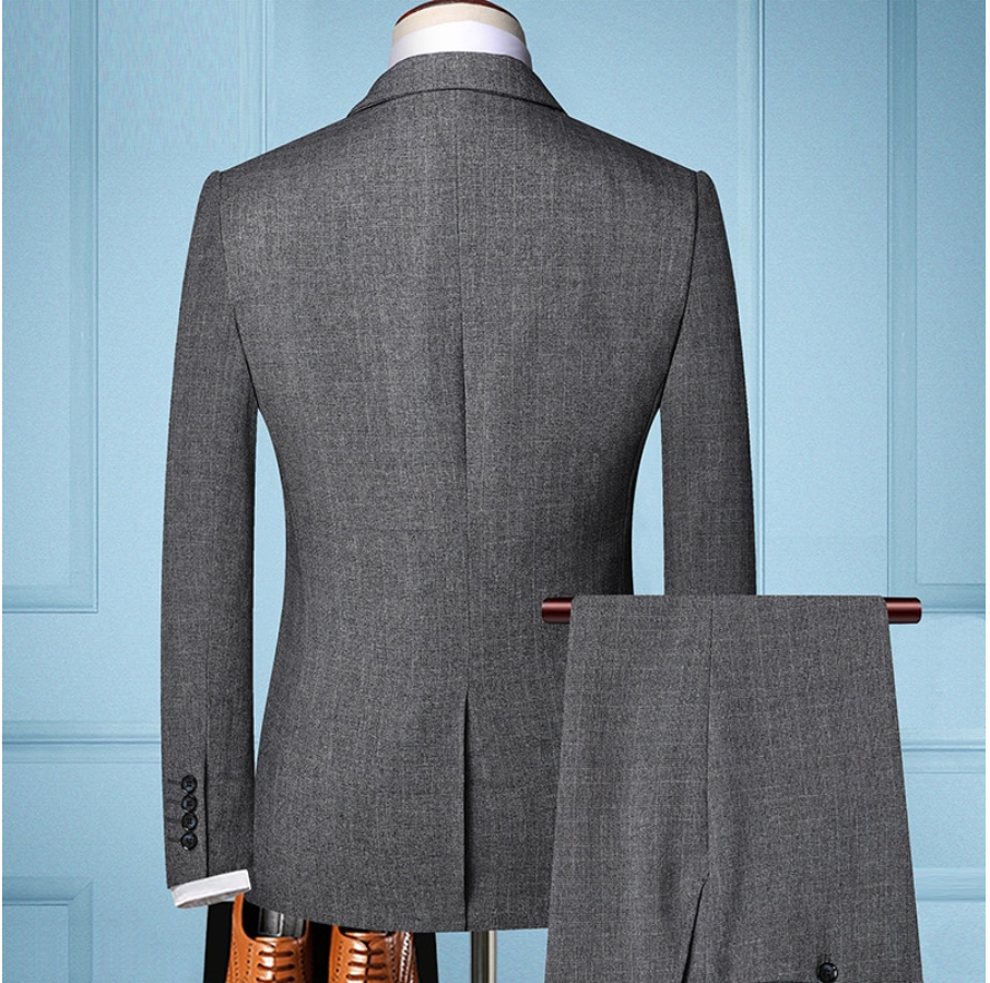 Immanuël™ Elegant 3-Piece Suit