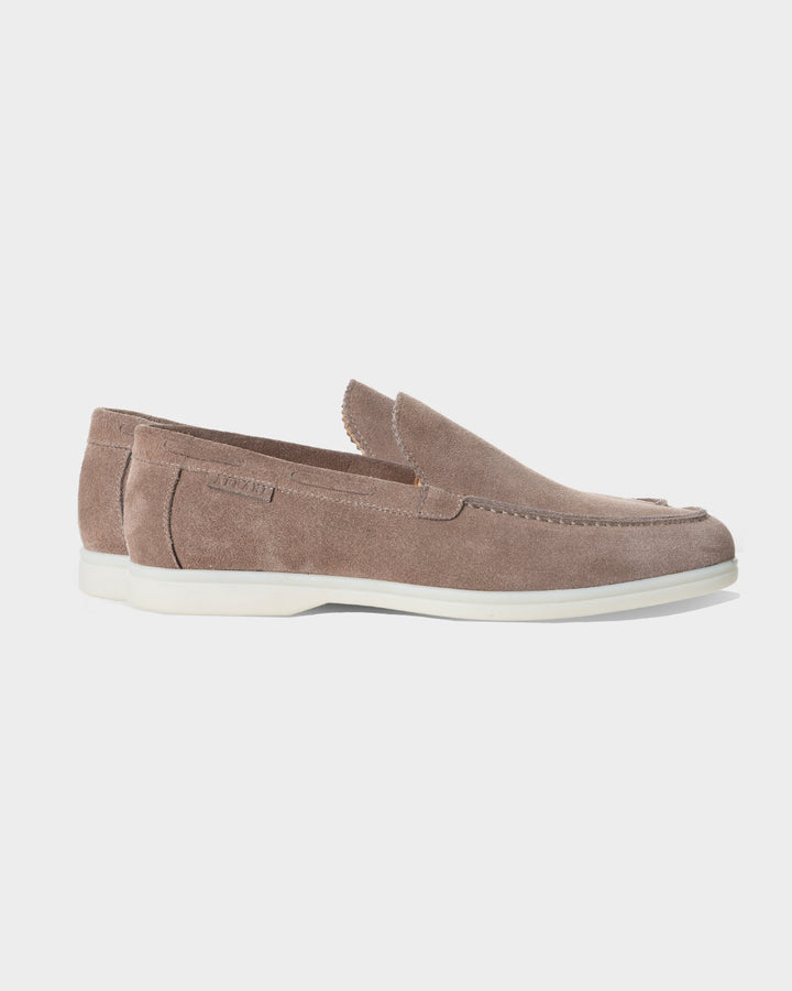 MONACO - BEIGE SUÈDE YACHT LOAFERS