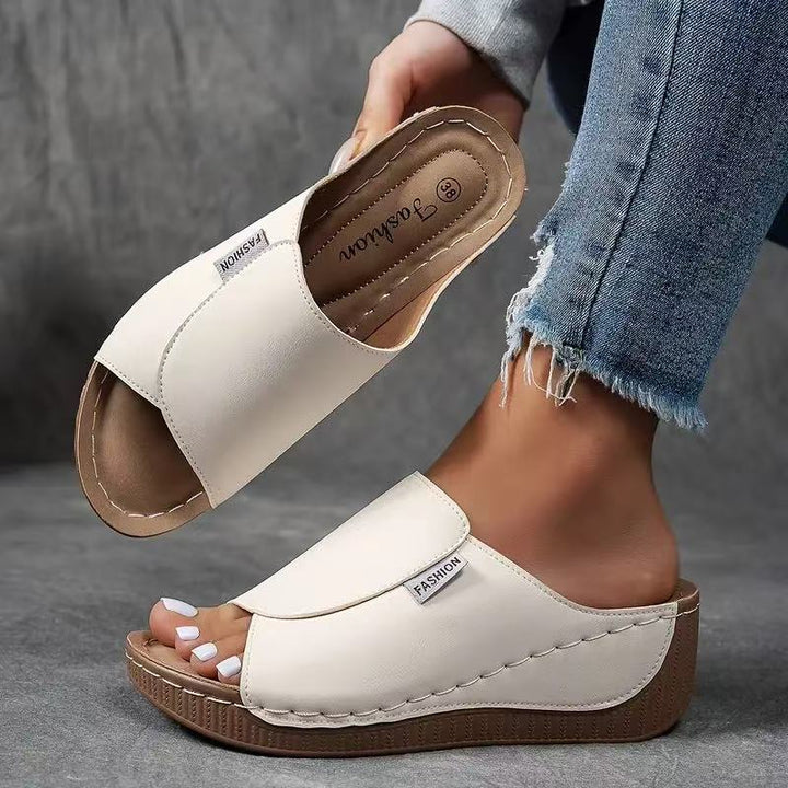Elegant orthopedic sandals