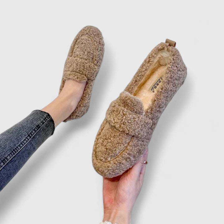 Solenne | cozy slippers with an elegant design