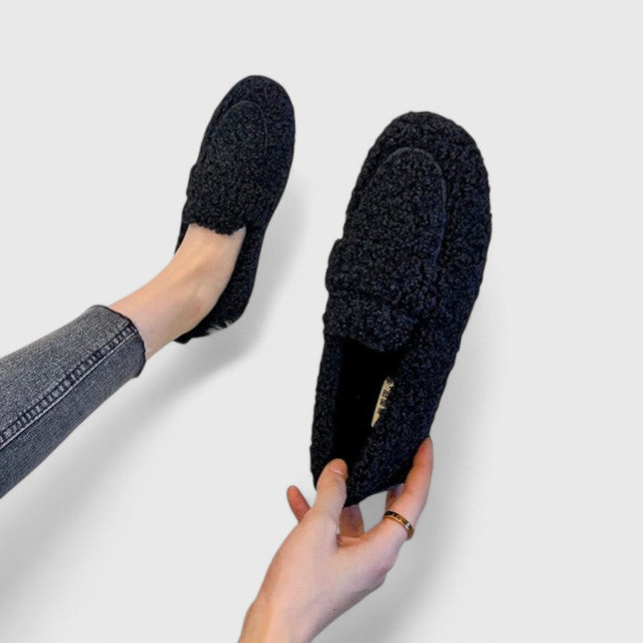 Solenne | cozy slippers with an elegant design