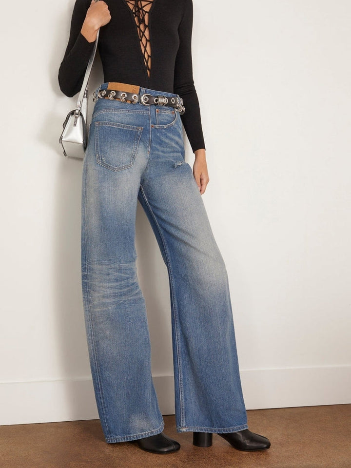Low-rise jeans