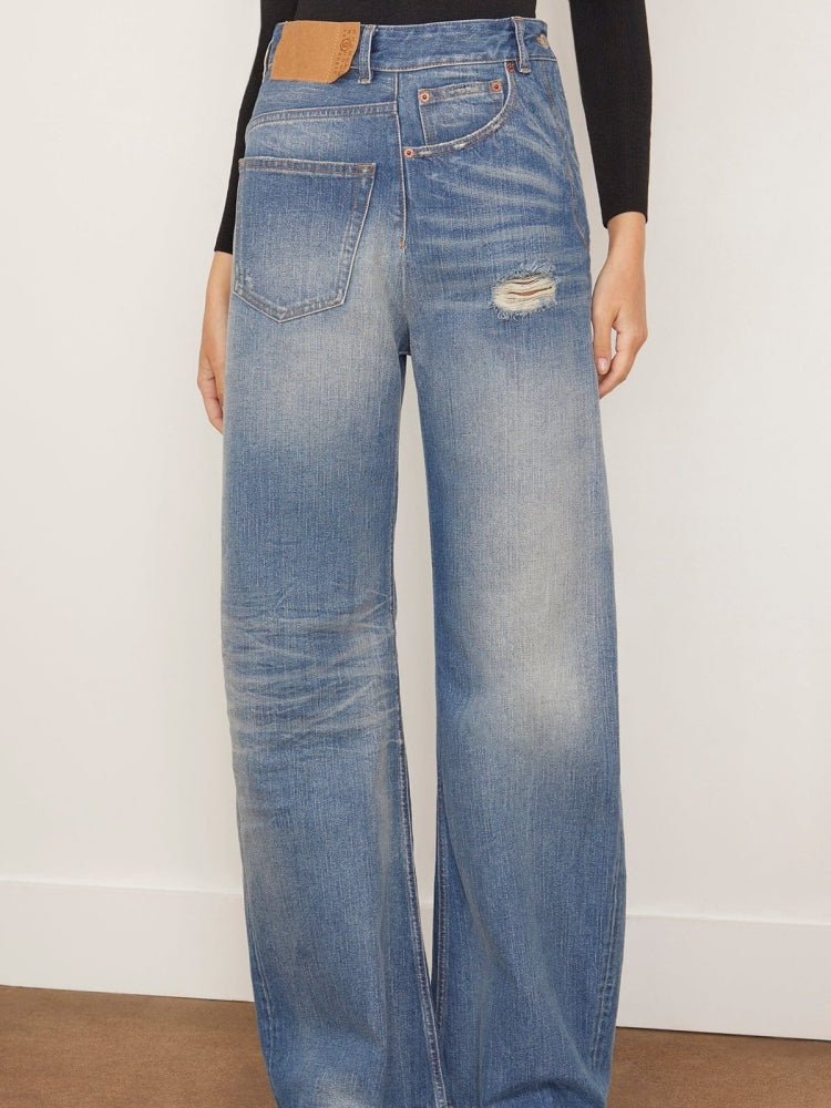 Low-rise jeans